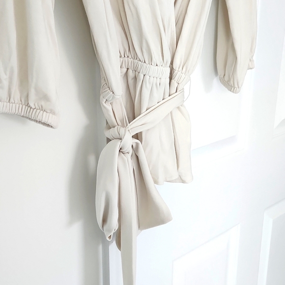 Ralph Lauren - Winter Cream Tie-Waist Loose Flowy Blouse/Top, Size S, NWT - Picture 4 of 7